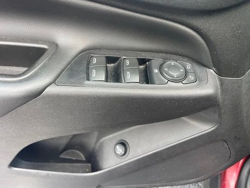 Used 2020 Chevrolet Equinox LT AWD/4WD image 25