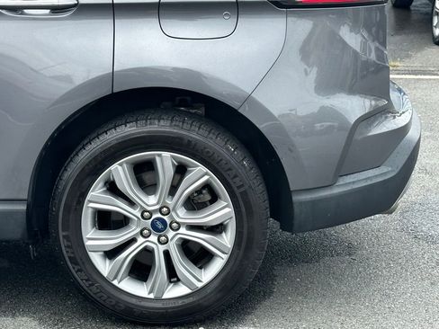Used 2022 Ford Edge Titanium image 34