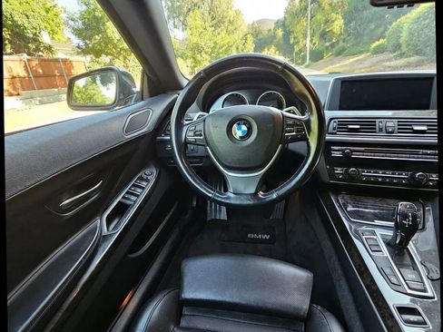 Used 2012 BMW 650i Convertible image 34