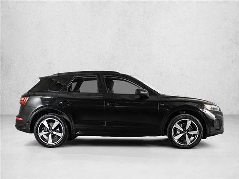 Certified 2023 Audi Q5 2.0T Premium Plus w/ Premium Plus Package AWD/4WD image 4