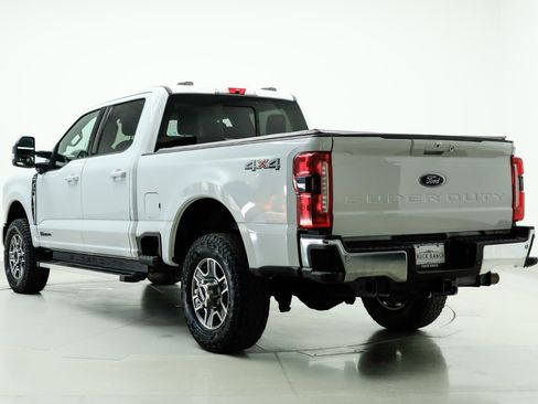 Used 2023 Ford F350 Lariat image 5