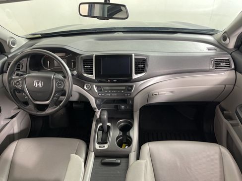 Certified 2018 Honda Ridgeline RTL-T image 15