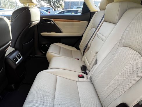 Used 2018 Lexus RX 350L image 32