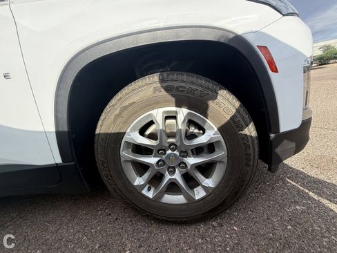 Certified 2023 Chevrolet Traverse LS FWD image 6