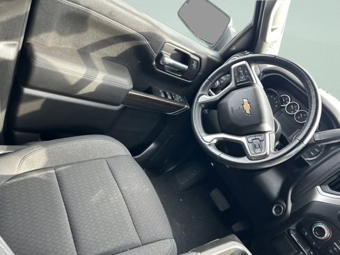 Used 2022 Chevrolet Silverado 1500 LT image 20