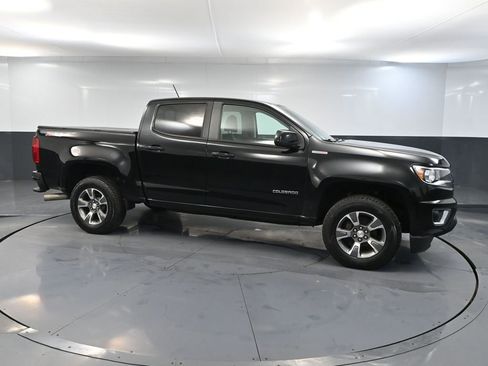 Used 2020 Chevrolet Colorado Z71 AWD/4WD image 4