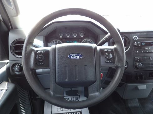 Used 2015 Ford F250 XL w/ Power Equipment Group RWD image 20