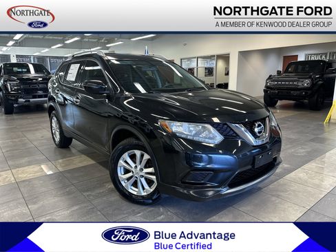 Used 2016 Nissan Rogue SV image 1