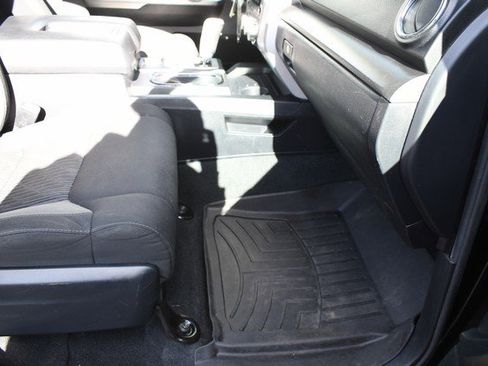 Used 2017 Toyota Tundra SR5 image 25