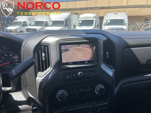 Used 2023 Chevrolet Silverado 1500 Custom RWD image 15