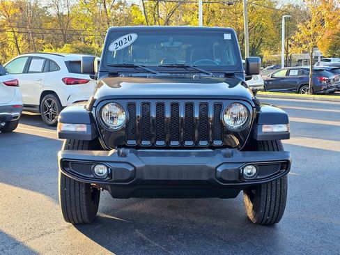 Used 2020 Jeep Wrangler Unlimited Sahara image 4