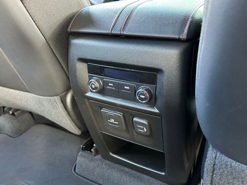 Used 2023 Chevrolet Traverse RS image 44