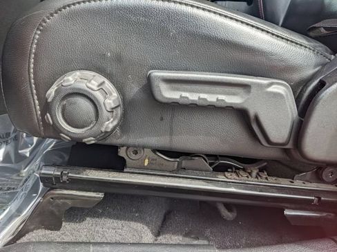 Used 2018 Jeep Wrangler Unlimited Rubicon AWD/4WD image 13