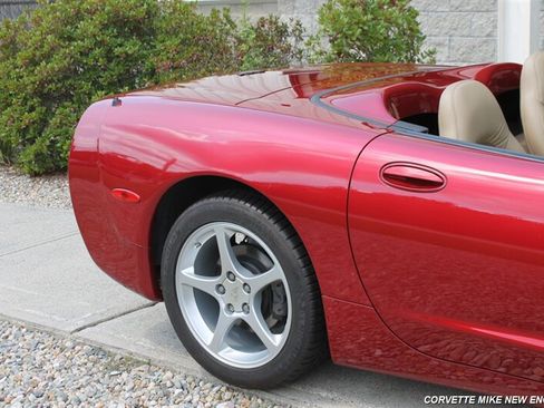 Used 2002 Chevrolet Corvette Convertible w/ Preferred Equipment Group2 RWD image 29