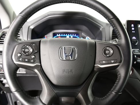 Certified 2024 Honda Odyssey EX-L image 19