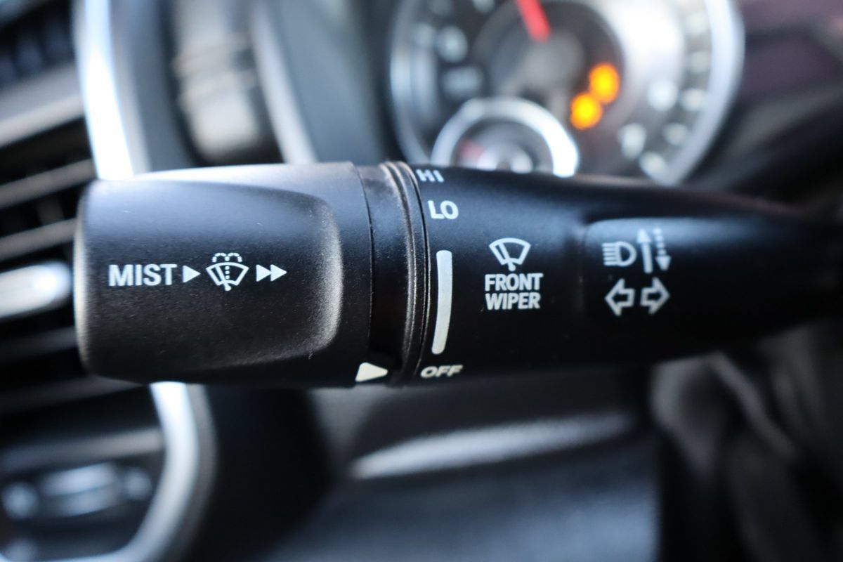 Used 2019 RAM 1500 Laramie w/ Sport Appearance Package AWD/4WD image 31