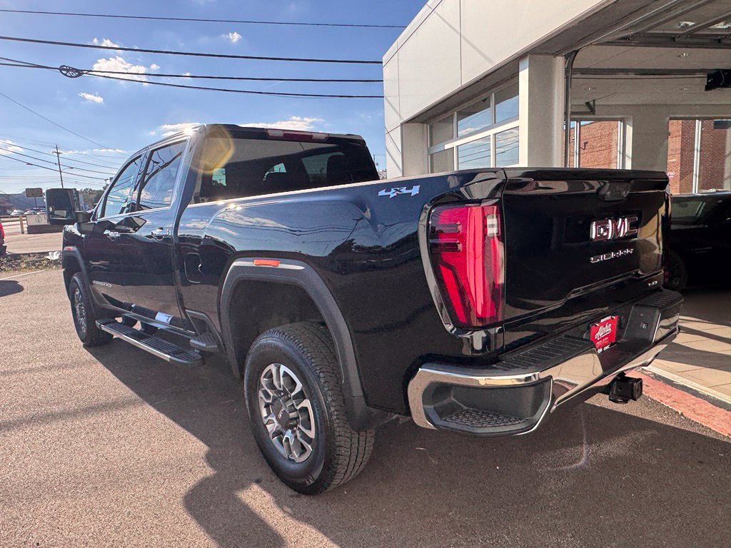 Used 2026 GMC Sierra 2500 SLT w/ SLT Convenience Package AWD/4WD image 5