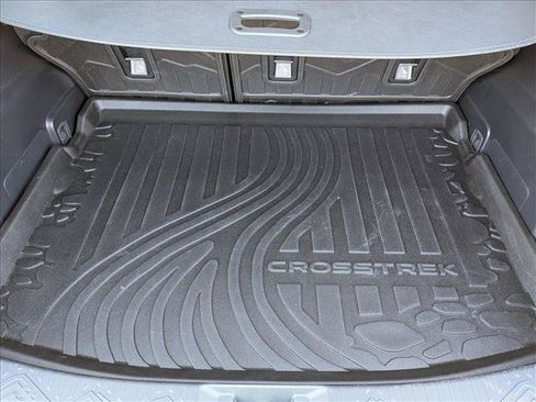 Used 2025 Subaru Crosstrek 2.5i Limited AWD/4WD image 6