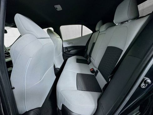 Used 2021 Toyota Corolla SE image 18