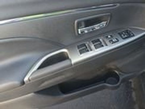 Used 2024 Mitsubishi Outlander Sport 2.0 SE Rear Camera & Heated Se image 41