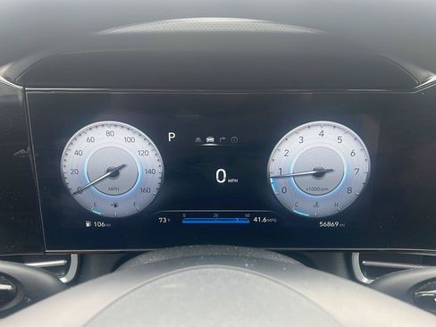 Used 2024 Hyundai Elantra SEL FWD image 16