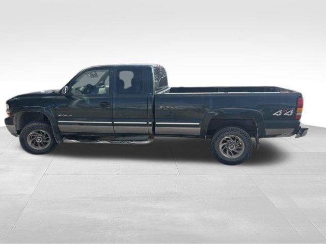 Used 2001 Chevrolet Silverado 2500 LS w/ Off-Road Skid Plate Pkg AWD/4WD image 16
