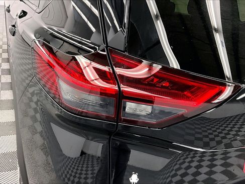New 2025 Nissan Rogue SL FWD image 19