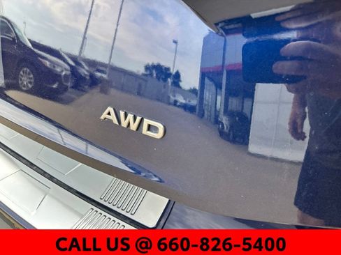 Used 2025 Nissan Rogue SV AWD/4WD image 5