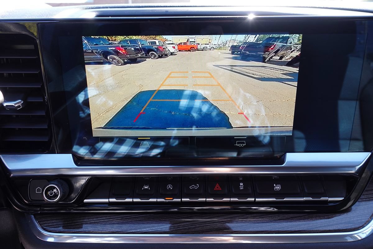 Used 2024 Chevrolet Silverado 1500 LT AWD/4WD image 46