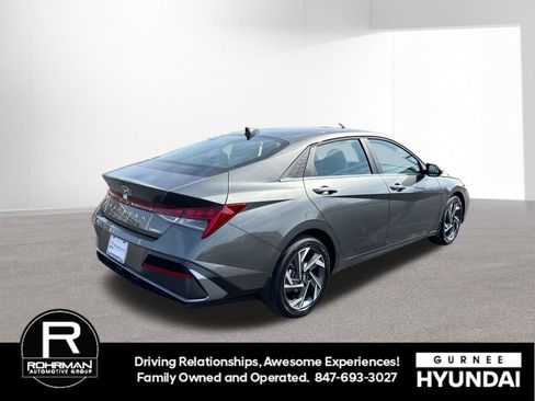 New 2026 Hyundai Elantra Limited FWD image 10