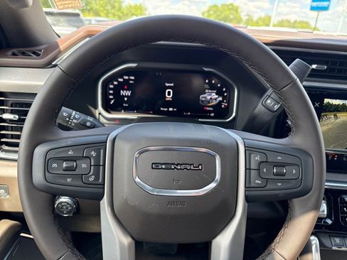 New 2026 GMC Sierra 2500 Denali AWD/4WD image 28