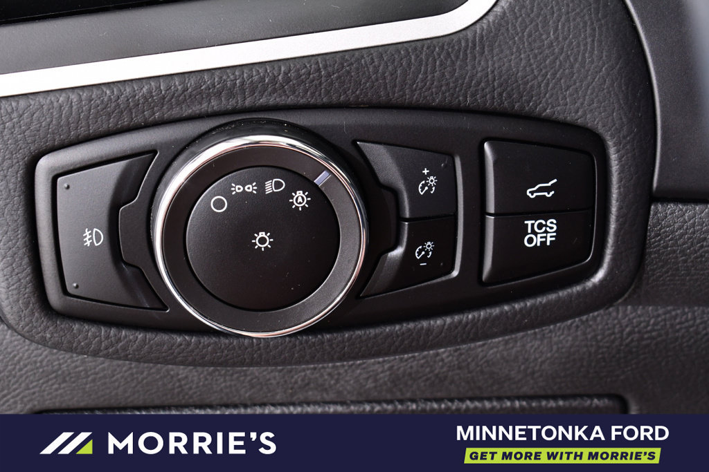 Used 2023 Ford Edge SEL w/ Convenience Package AWD/4WD image 32