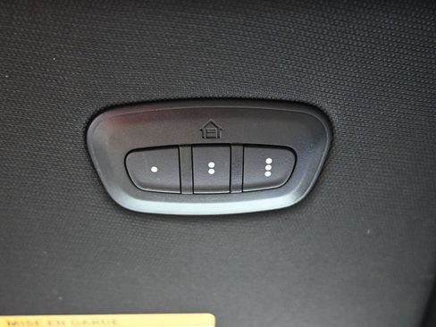 Used 2022 RAM 1500 Big Horn AWD/4WD image 16