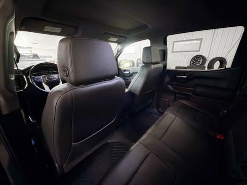 Used 2021 GMC Sierra 1500 SLT w/ X31 Off-Road Package image 9