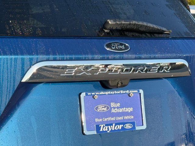 Used 2020 Ford Explorer XLT w/ Equipment Group 202A AWD/4WD image 30