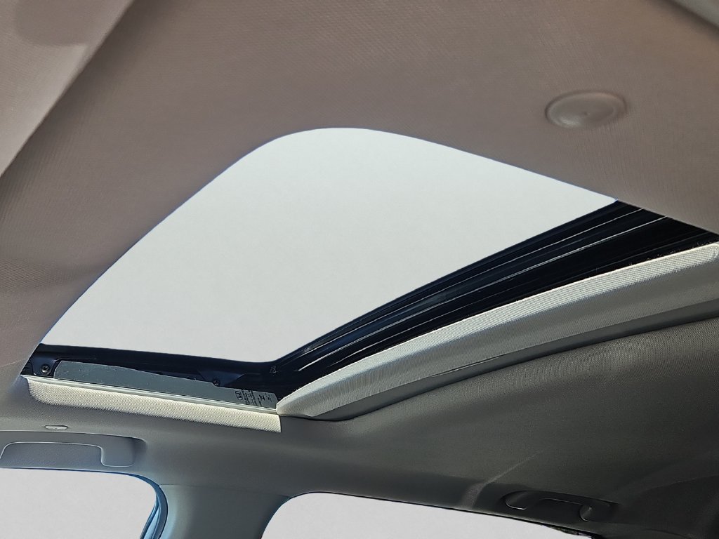 Used 2025 Honda CR-V EX image 14