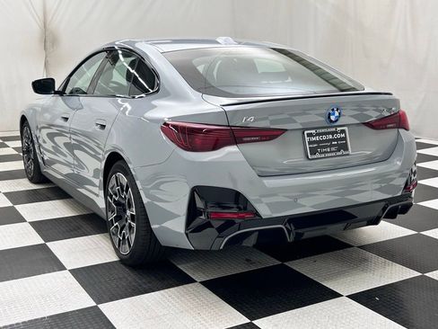 Used 2025 BMW i4 xDrive40i w/ M Sport Package AWD/4WD image 5