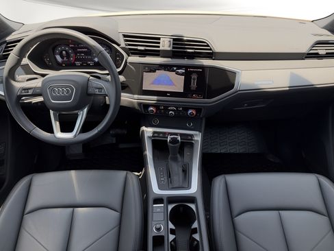 Certified 2025 Audi Q3 2.0T Premium w/ Convenience Package AWD/4WD image 19