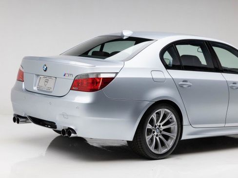 Used 2006 BMW M5 image 31