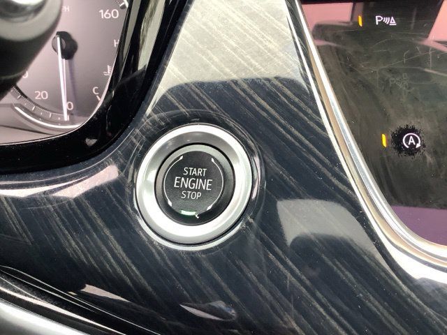 Used 2024 Cadillac XT6 Premium Luxury w/ LPO, Floor Liner Package AWD/4WD image 35