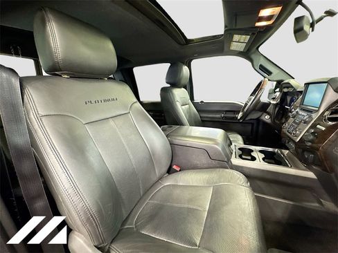 Used 2015 Ford F350 Platinum image 29