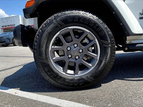 Used 2021 Jeep Wrangler Unlimited Sport image 30