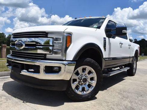 Used 2019 Ford F250 Lariat w/ Lariat Ultimate Package AWD/4WD image 5