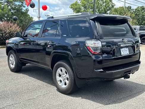 Used 2023 Toyota 4Runner SR5 Premium w/ Moonroof Package RWD image 5