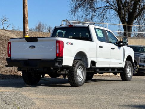 New 2026 Ford F250 XL w/ XL Off-Road Package image 3