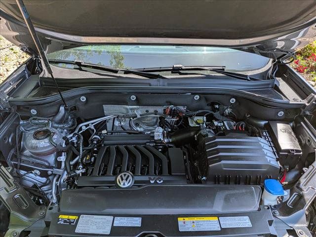 Used 2021 Volkswagen Atlas SEL Premium AWD/4WD image 10