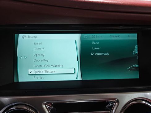 Used 2015 Rolls-Royce Wraith image 24