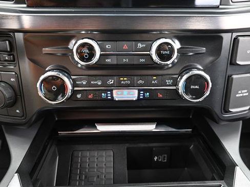 Used 2025 Ford F250 Lariat w/ Black Appearance Package AWD/4WD image 13