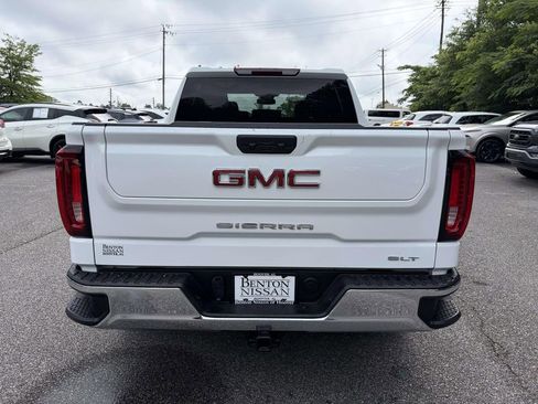 Used 2025 GMC Sierra 1500 SLT AWD/4WD image 4