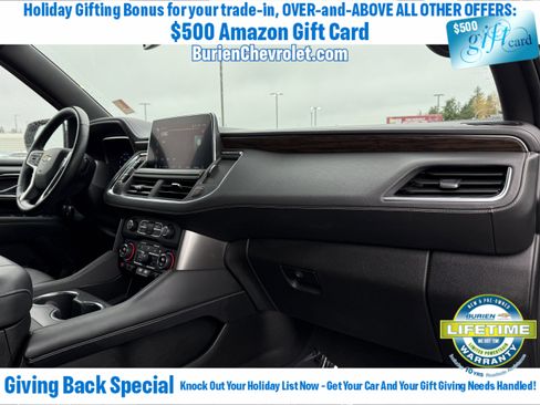 Used 2023 Chevrolet Suburban Premier image 18